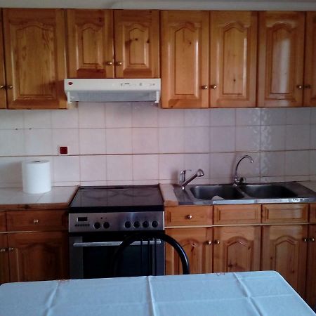 B1 Apt Mytilini Екстер'єр фото